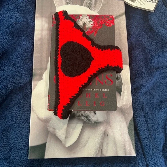 Handmade Crochet Heart Panties Bookmark Paperback - Picture 5 of 9